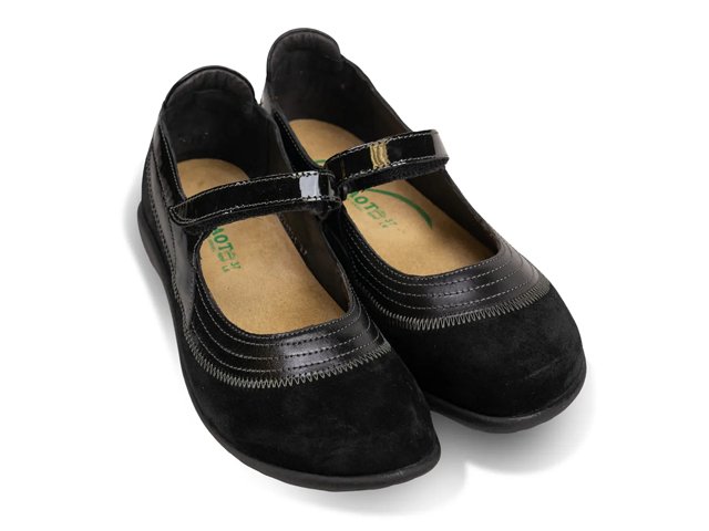 Naot dsw clearance