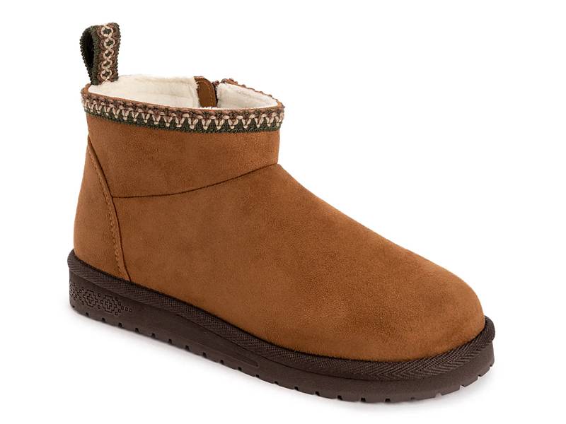 Larissa Bootie