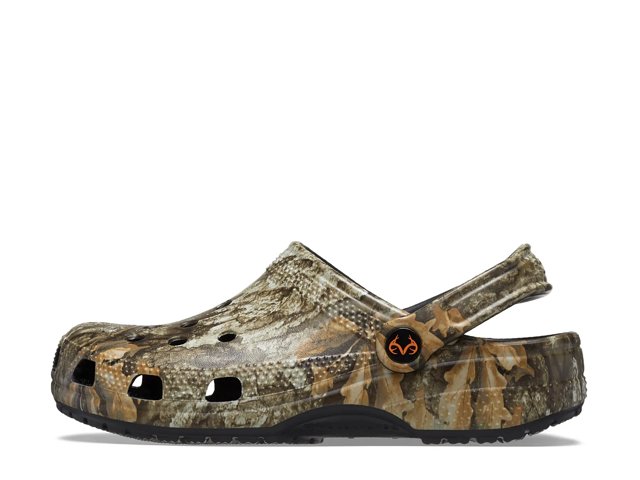 Crocs Classic Realtree APX Clog - Men's - Free Shipping | DSW
