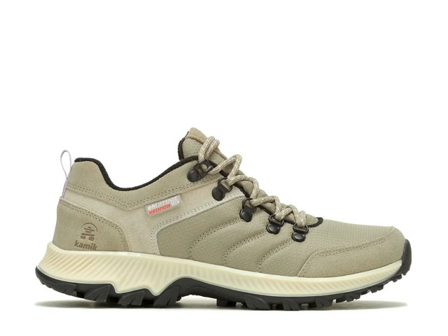 Kamik hiking boots 2025