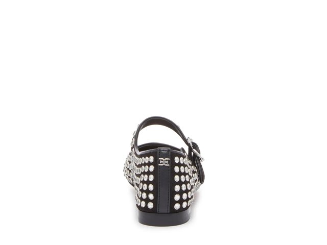 Michaela Mary Jane Flat