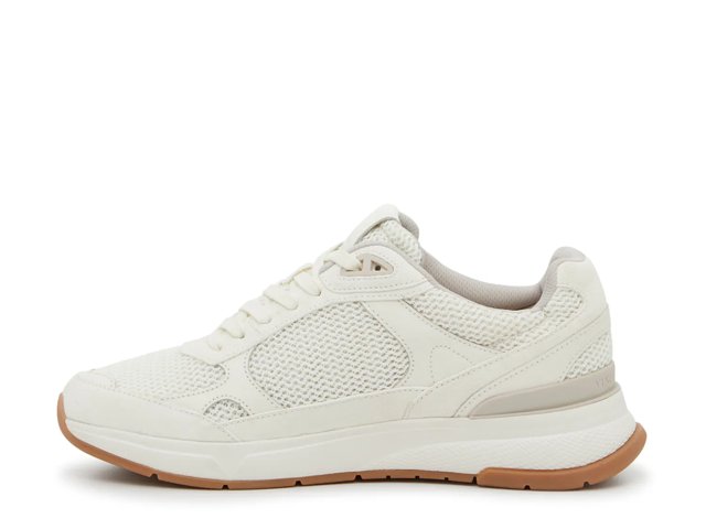 Vince Camuto Galilao Runner Sneaker - Free Shipping | DSW