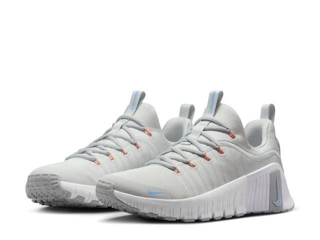Nike Free Metcon 6 Running Shoe - Women's