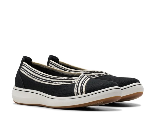 [DISCOVERY] Breeze Slip On ★大人気★ Clarks Cloudsteppers Breeze Sky Air Slip-On - Free Shipping