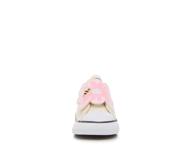 Converse Chuck Taylor All Star Sneaker - Kids'