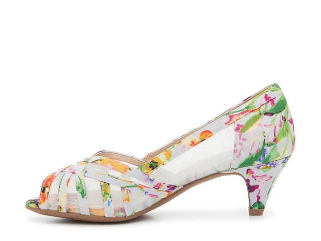 Impo Emery Pump - Free Shipping | DSW