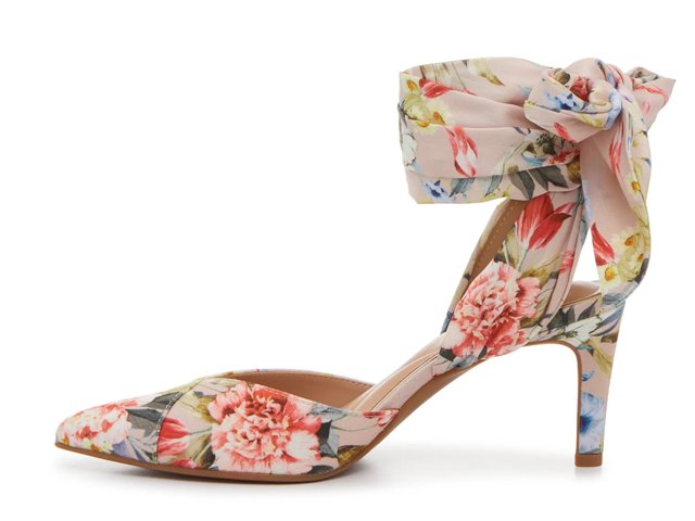 Adelle Pump