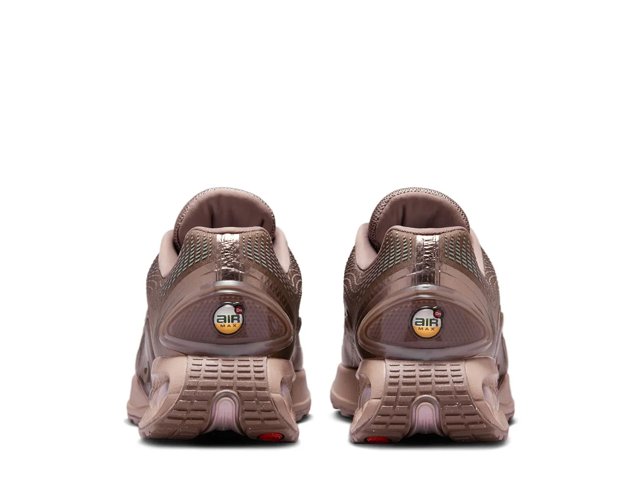 Air Max DN Sneaker - Women's