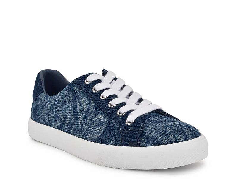 Layna Sneaker