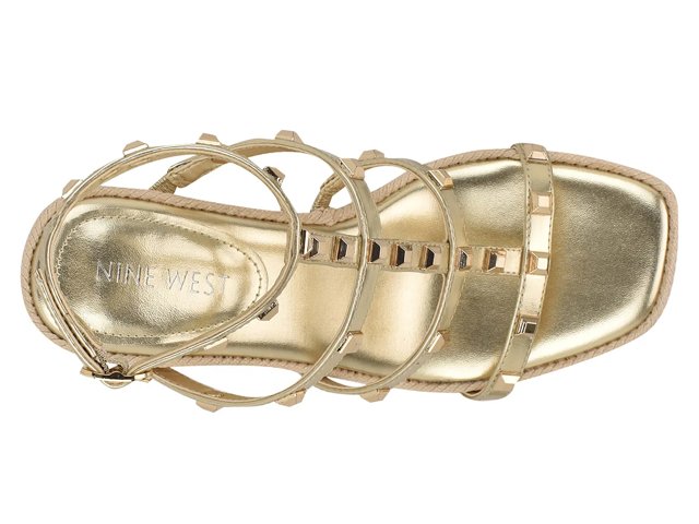 【NINE WEST】Sardis スタッズ ウェッジサンダル Sardis Studded Wedge Sandals – Nine West