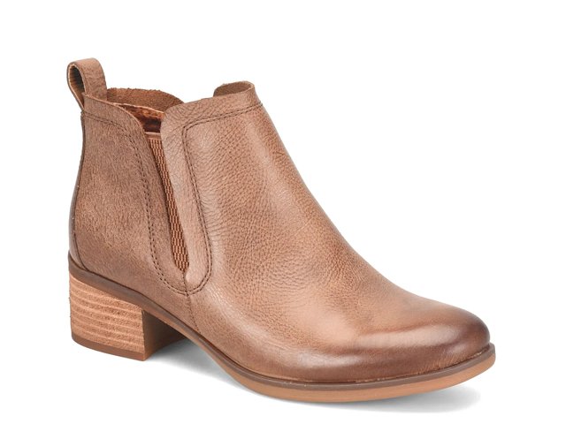 korks tea ankle bootie