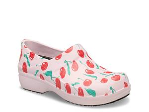 ☆送料無料☆ CROCS PEANUTS MARY JANE CLOG ☆ Crocs Peanuts Mary Jane Clog - Free Shipping | DSW