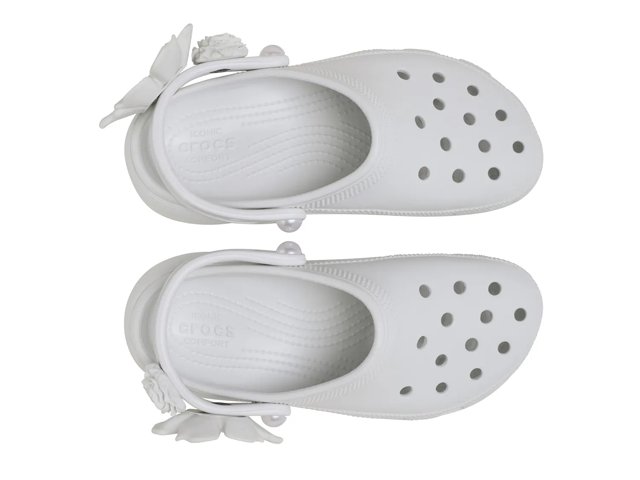 ★Crocs★Classic Platform Bouquet Clog★大人気★ Crocs Classic Bouquet Platform Clog - Women's - Free
