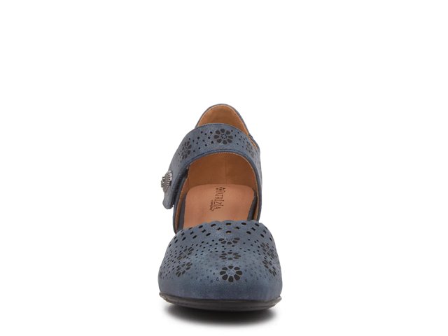 Footloose Pump