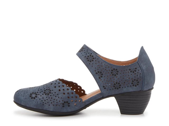 Footloose Pump