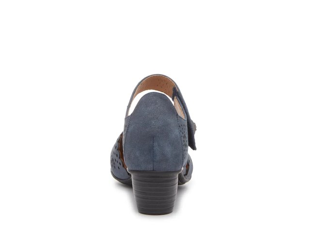 Footloose Pump