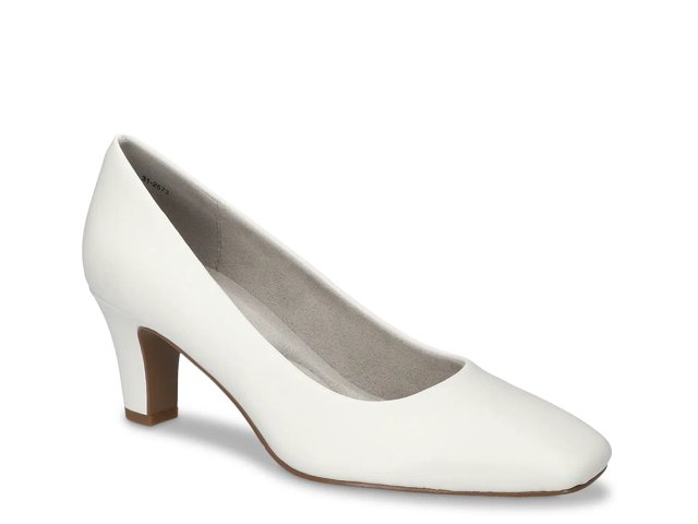 Easy Street Poet Pump - Free Shipping | DSW