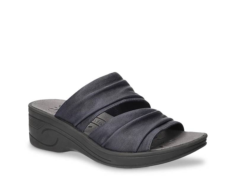 Seeker Wedge Sandal