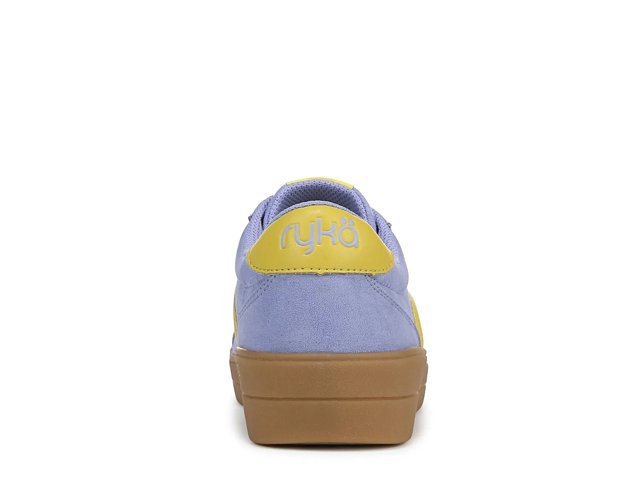Viv Next Sneaker