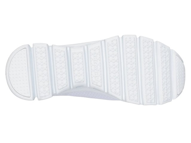 Skechers Glide-Step Resilience Sneaker - Women's - Free Shipping | DSW