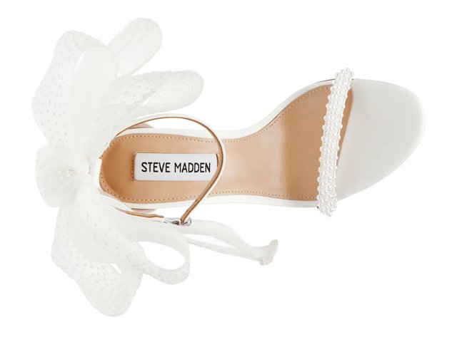 ★Steve Madden★ベスト商品★BENNI WHITE★サンダル Steve Madden Benni Sandal - Free Shipping | DSW