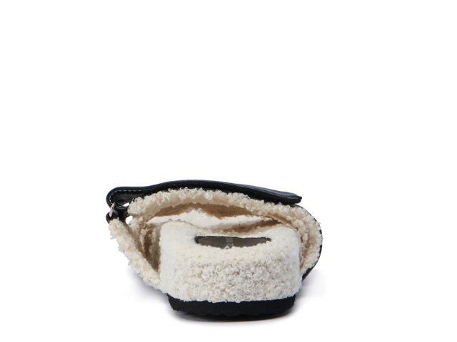 Azalea Wang Dovey Sandal