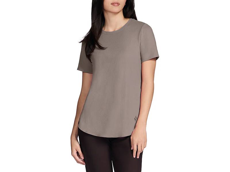 Shop Tops | DSW