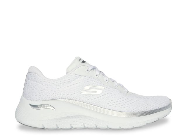 Skechers Arch Fit® 2.0 Glow The Distance Sneaker - Women's - Free Shipping | DSW