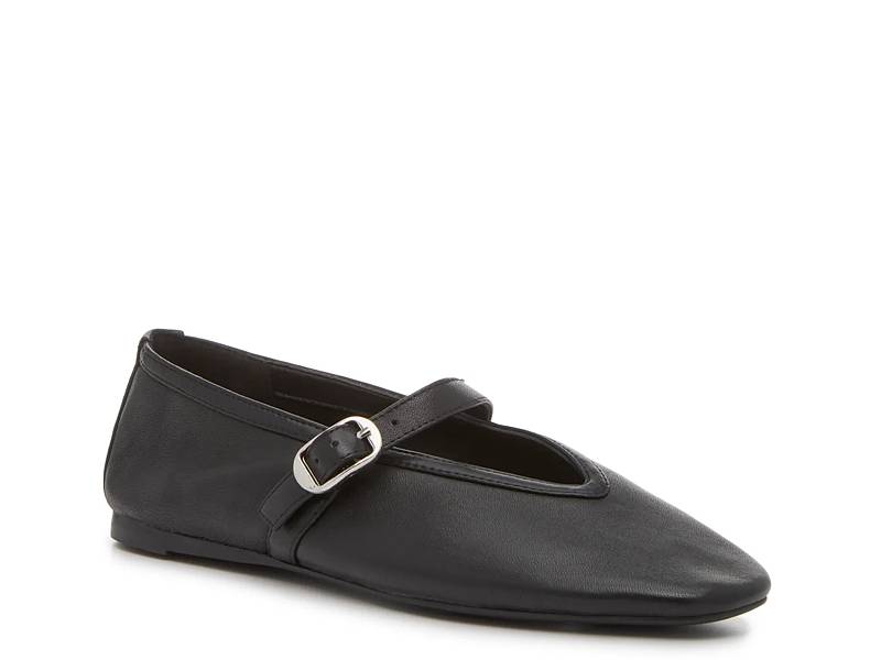 Leilah Mary Jane Flat