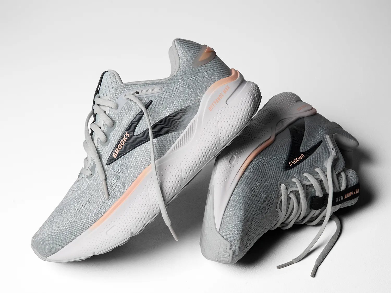 Defyance Max Running Shoe