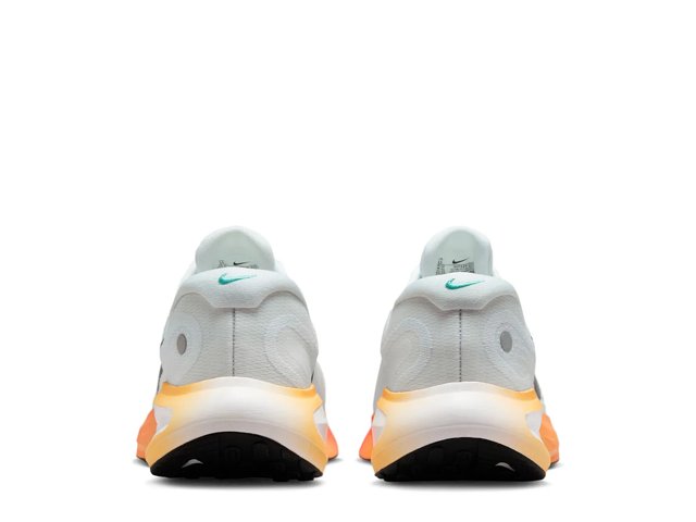 Nike Journey Run Running Shoe - Men's