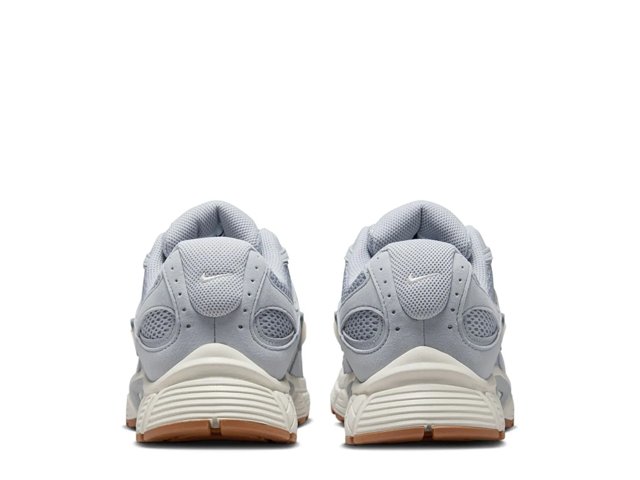 Nike V5 RNR Sneaker - Men's - Free Shipping | DSW