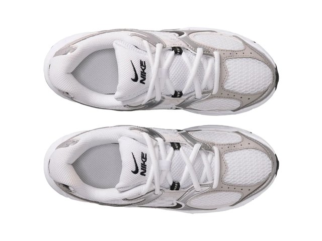 Nike V5 RNR Sneaker - Kids' - Free Shipping | DSW