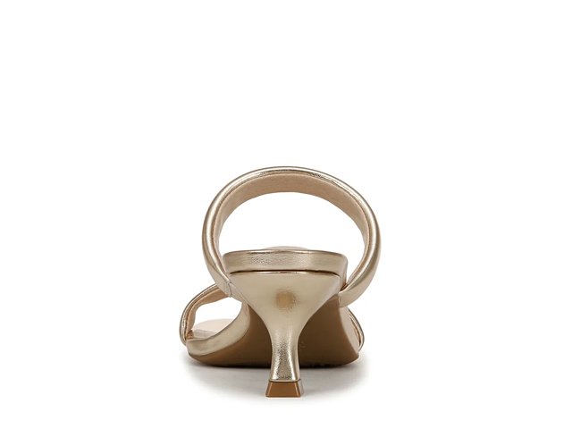 Nalani Sandal