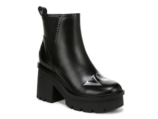 Naturalizer booties dsw 2025