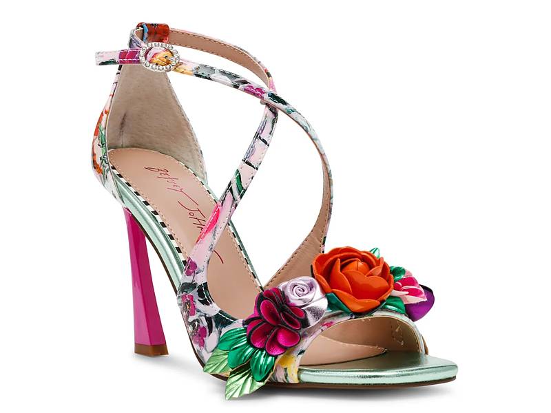 Mikah Sandal