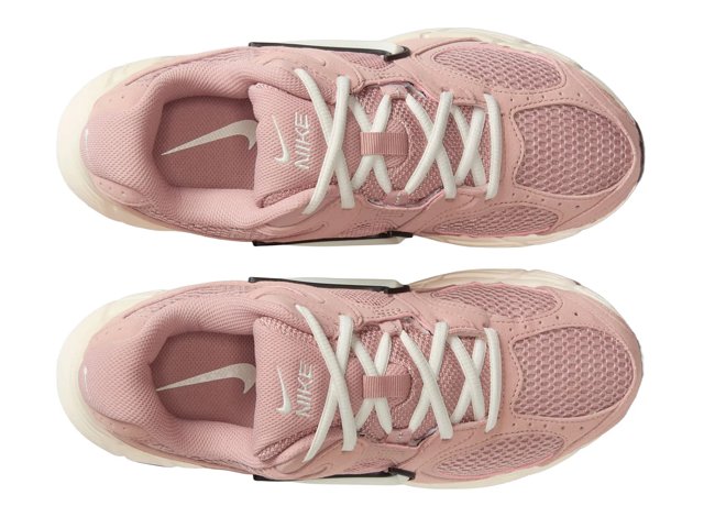 Nike V5 RNR Sneaker - Women's - Free Shipping | DSW