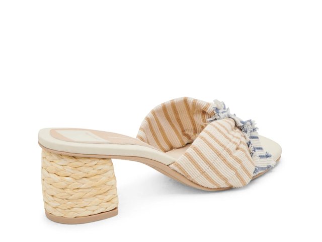 Izra Sandal