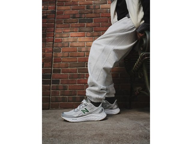 New Balance Fresh Foam Arishi Sneaker - Men's