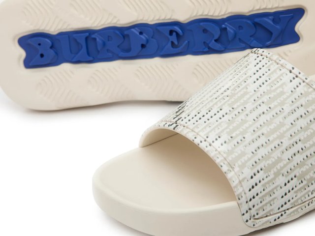 【関税＆送料込み】Burberry Dive Sandals Burberry Dive Slide Sandal - Free Shipping | DSW