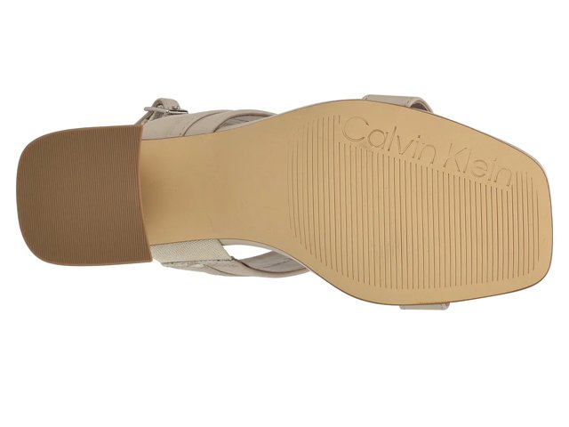 Hallow Sandal