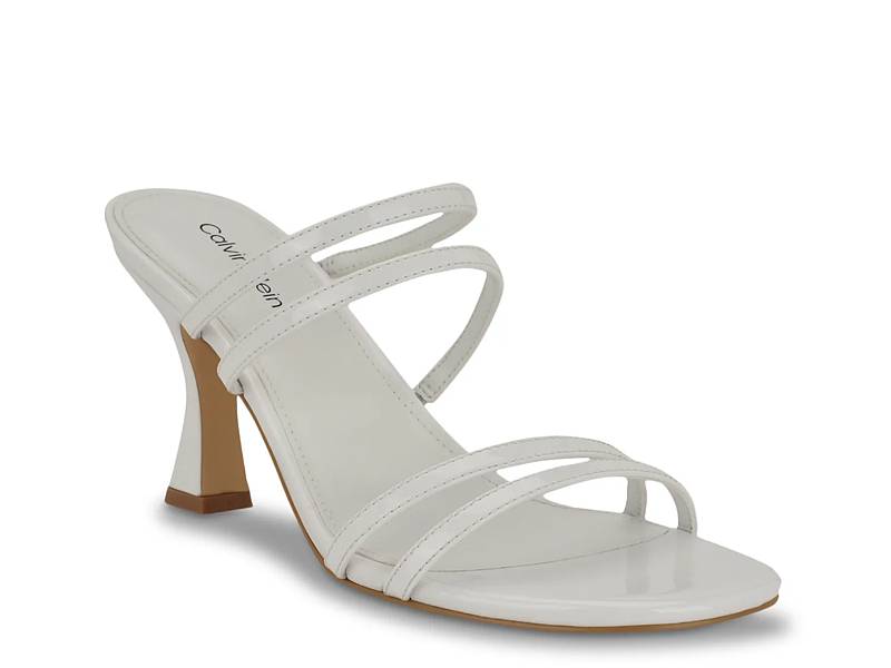 Jayla Sandal