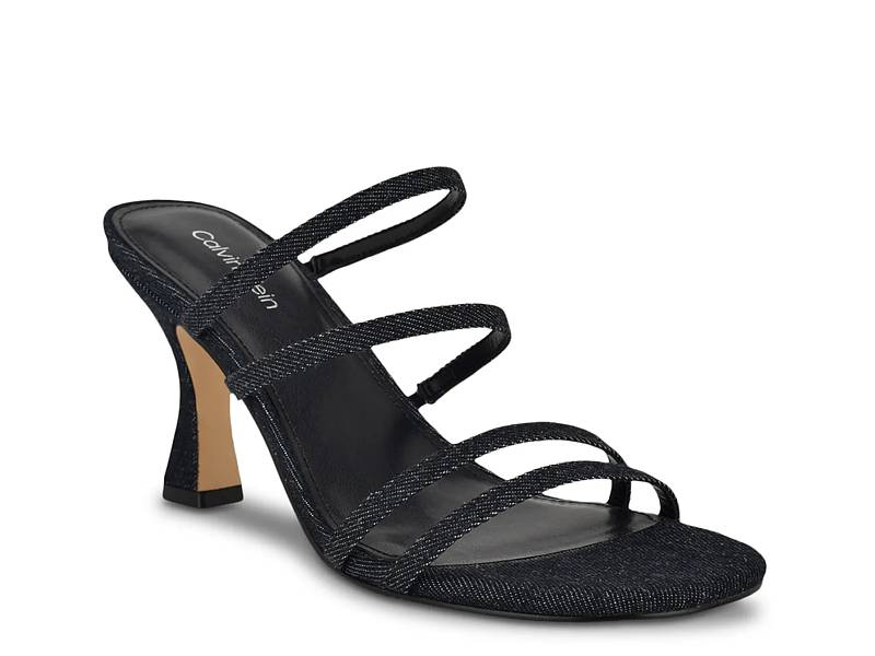 Jayla Sandal