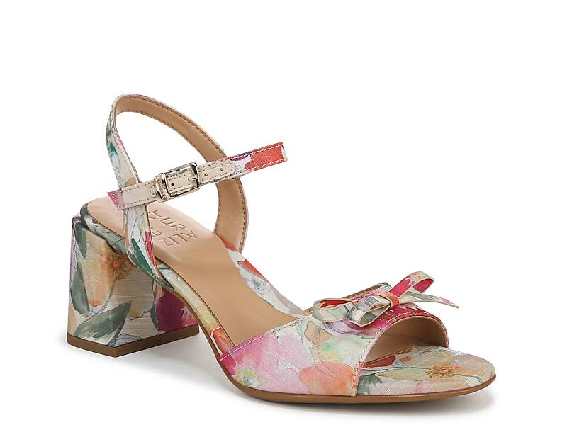 Deandra Sandal