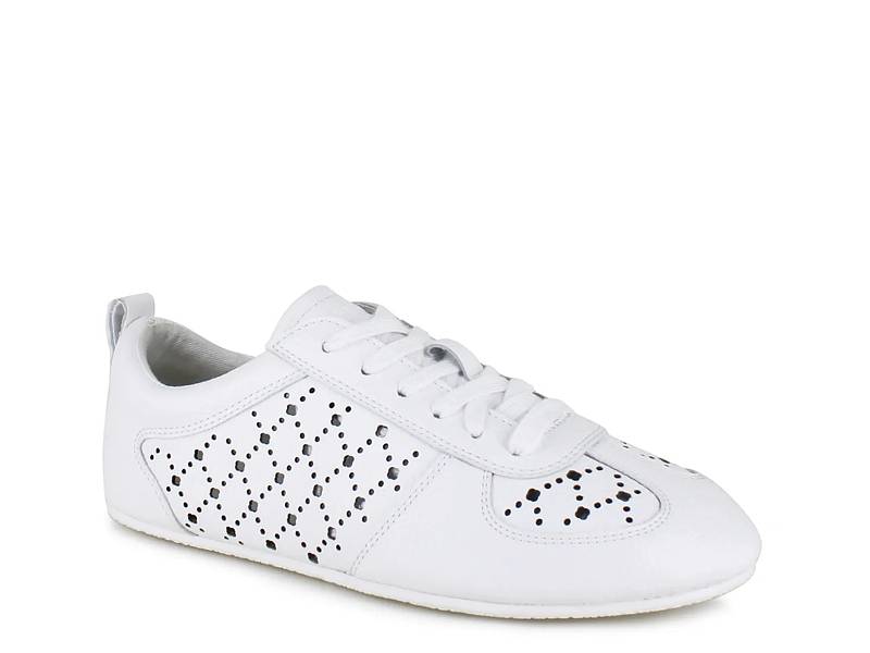Jenn Sneaker