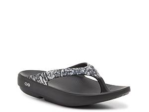 靴 WOMEN'S OOLALA - BLACK 24.0 Women's OOlala Black Sandal – OOFOS