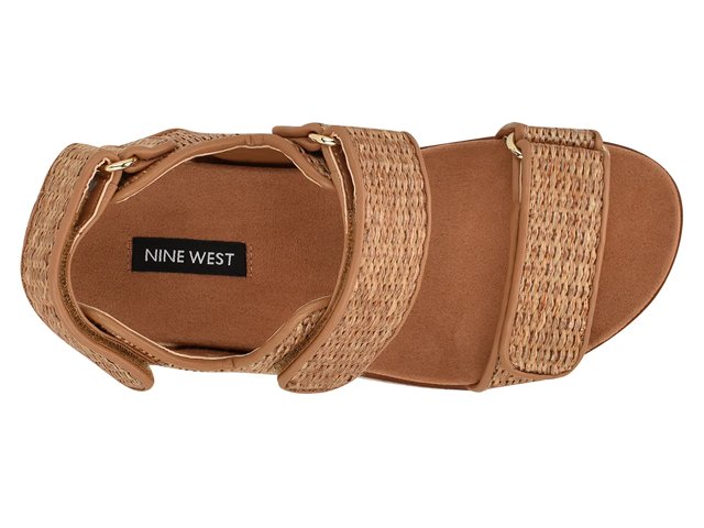 【NINE WEST】Heavin プラフォーム ウェッジサンダル Amazon.com | Nine West Women's Heavin Wedge Sandal, Dark