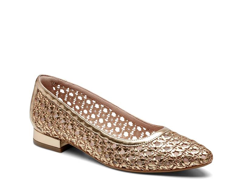 Tessia Flat