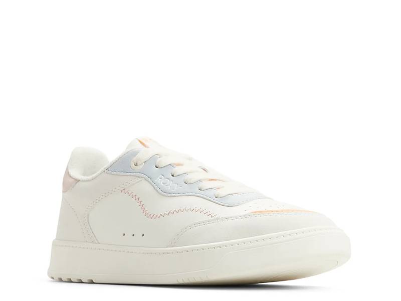 Vivianne Sneaker