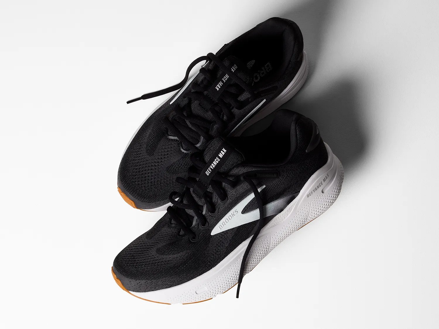 Defyance Max Running Shoe